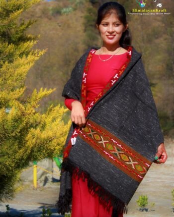 shawls ,stole, muffler, wrap, scarf, women shawl, men shawl, girls shawls, woolen shawl, wool shawl, silk shawl, pashmina shawl, yak wool shawl, wool stole, wool scarf, warm shawl, knitted shawl, woven shawl, handloom shawl, kullu shawl, himachal shawl, indian shawl, kinnauri shawl