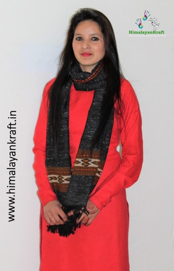 Ladies Pure Wool Kullu Handloom Stole with Traditional Weaving Design www.himalayankraft.in