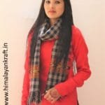 HimalayanKraft’s Black White Stripped Traditional Design Kullu Stole-www.himalayankraft.in