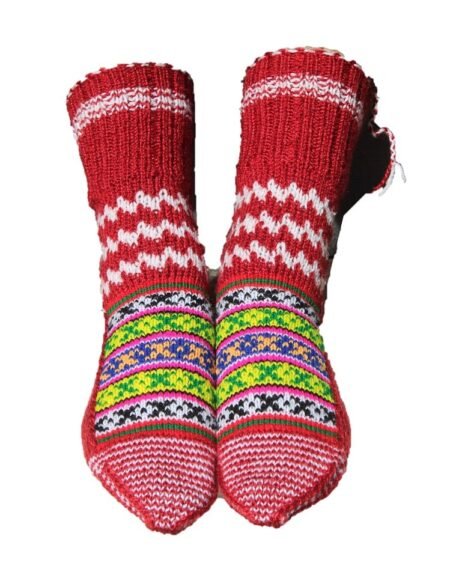 Hand Kitted Socks From Kullu - www.himalayankraft.in