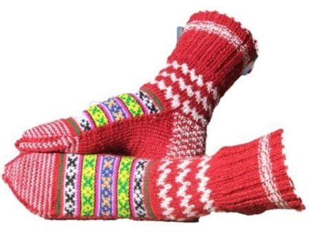 Hand Kitted Socks From Kullu - www.himalayankraft.in-Pink