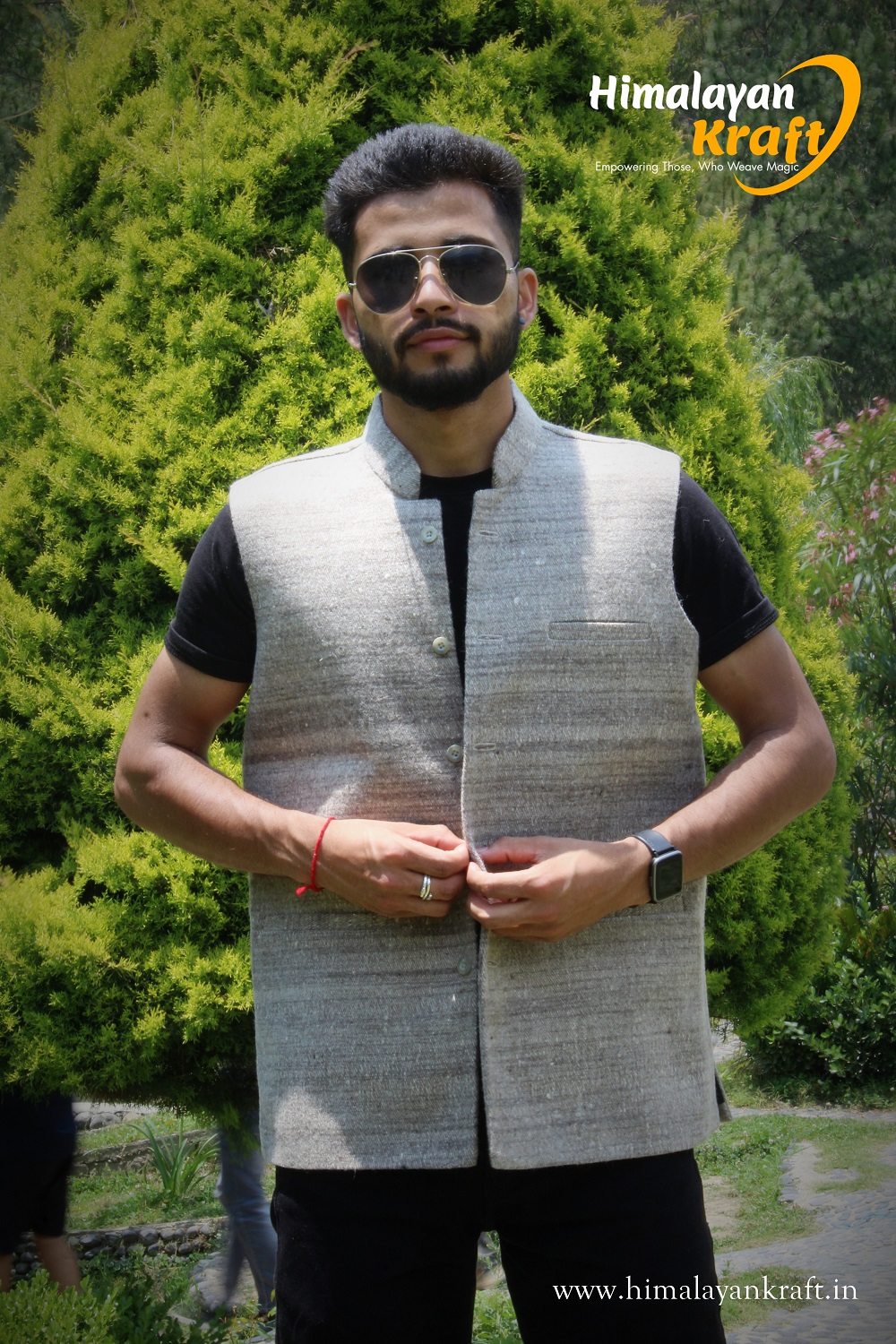 Buy Beige Cotton Hand Woven Jacket Nehru for Men Online at Fabindia |  20132378