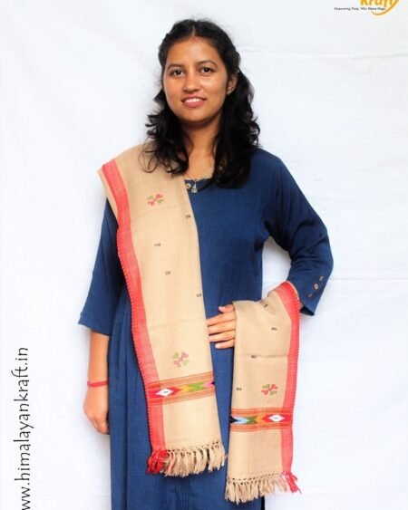 Kullu Handloom Elegant Design Pure Wool Stole - Kingri Jaal