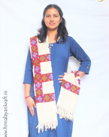 Kullu Handloom Mor Panja Design Pure Wool Stole - White