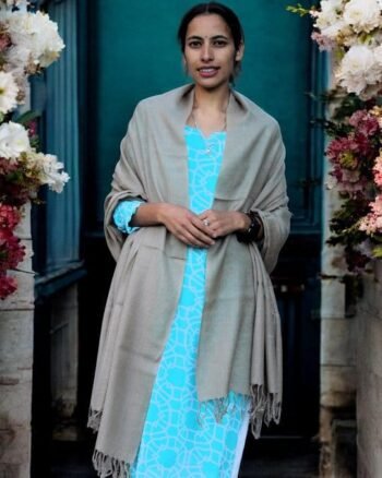 Premium Angora Rabbit Wool Shawl – Elegant Soft Warmth