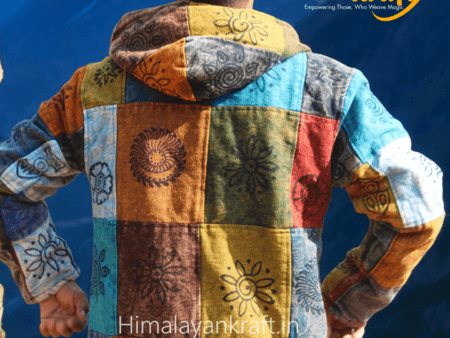 Tribal Motif Design Hoodie Jacket – Himalayan Warmth & Style