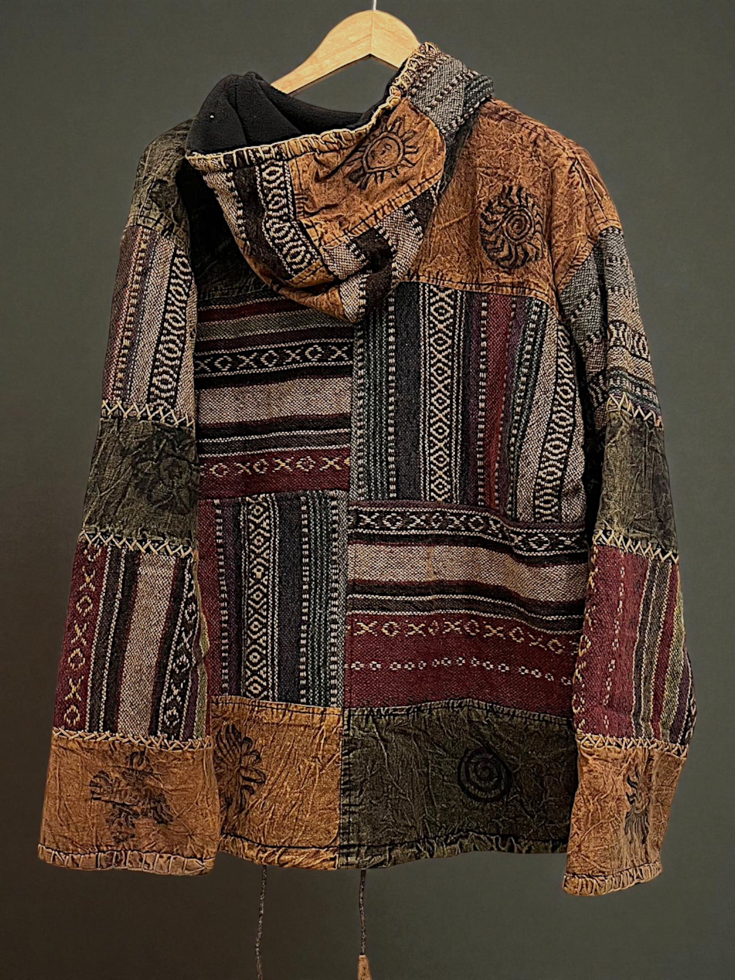 Brown & Maroon Pahadi Patchwork Hoodie – Handmade Nepali Fleece Lined Boho Jacket by Himalayankraft 9 Handmade brown and maroon Pahadi Boho patchwork hoodie with fleece lining – Nepali cotton winter jacket by Himalayankraft