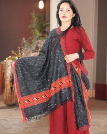 Himalayan Woolen Stole - Classic Design for Women's Wardrobe