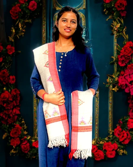 Ethereal Elegance: Pure Wool Indian Himalaya Handloom Sscarf