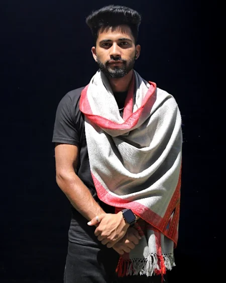 Urban Grey Pure Wool Stole for Stylish Men