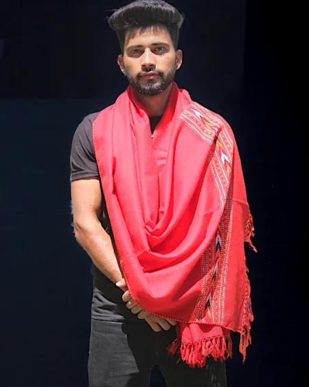 Modern Classic: Stylish Men's Loom Woven Pure Wool Stole