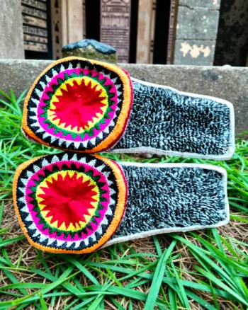 Black Soft Hemp Slippers with Cushion – Stylish Bhang Pulla