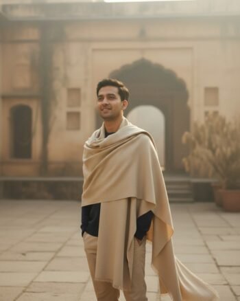 hand-woven-mens-pashmina-merino-wool-kullu-shawl-loi-Chadar-himalayankraft 3
